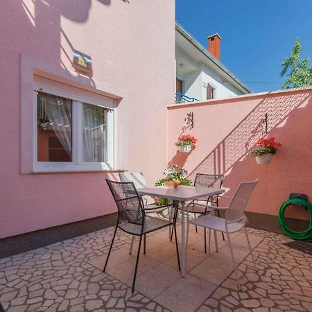 Two-Bedroom Apartment In Crikvenica Xcvii Eksteriør bilde