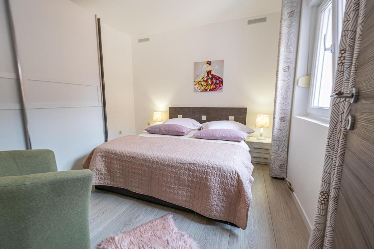 Two-Bedroom Apartment In Crikvenica Xcvii Eksteriør bilde