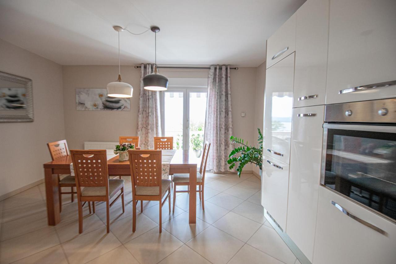 Two-Bedroom Apartment In Crikvenica Xcvii Eksteriør bilde